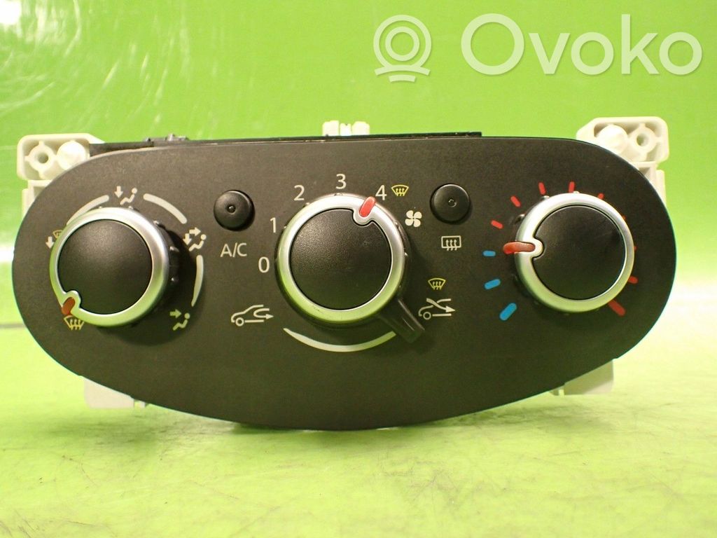 Renault Twingo III Climate control/heater control trim 