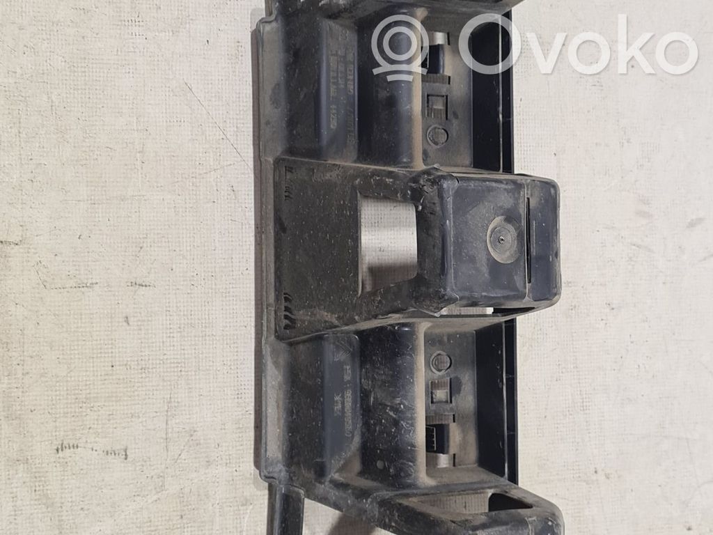 Citroen C5 Rear bumper mounting bracket 