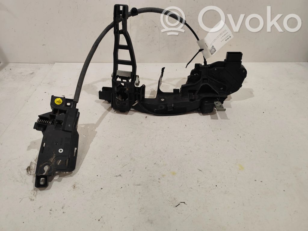 Front door lock   6M2AR21812