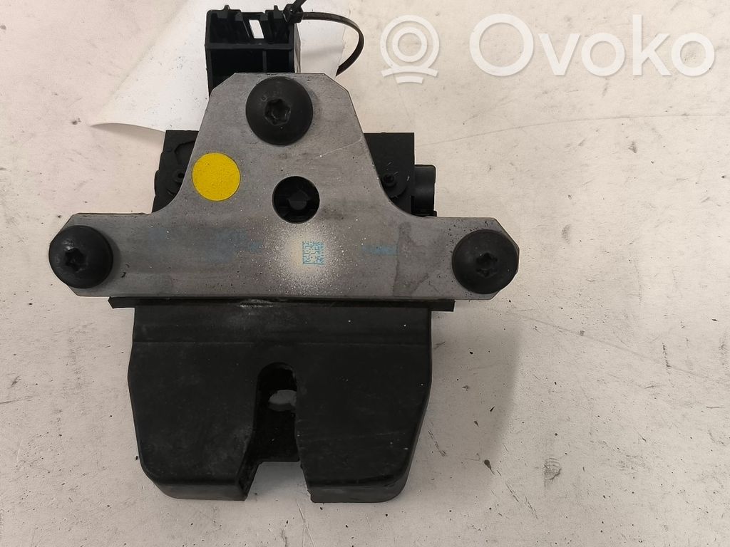Ford C-MAX II Loading door lock 