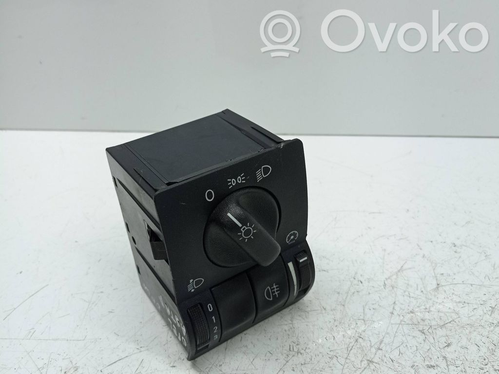 Opel Astra G Light switch 