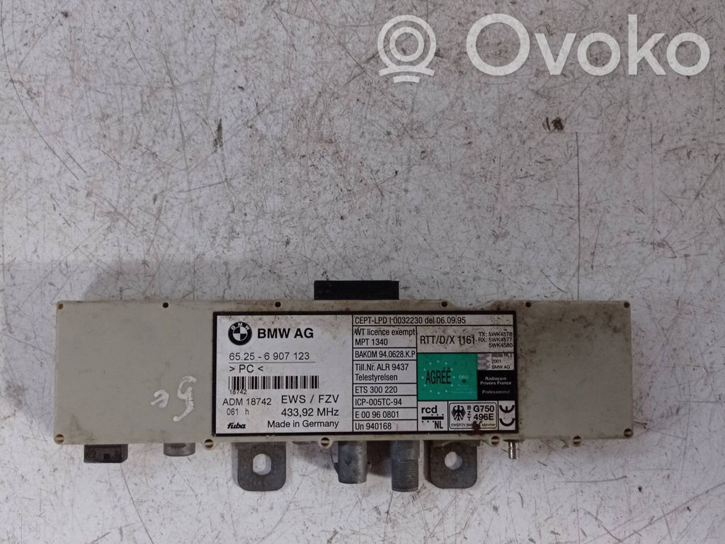BMW 3 E46 Antenos valdymo blokas 