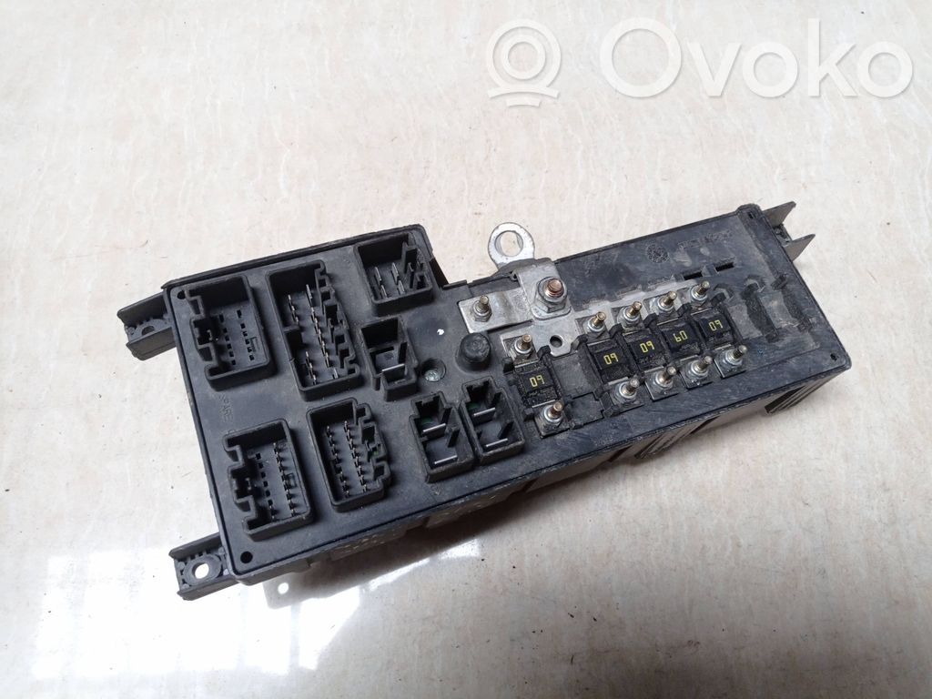 Módulo de fusible   8637841