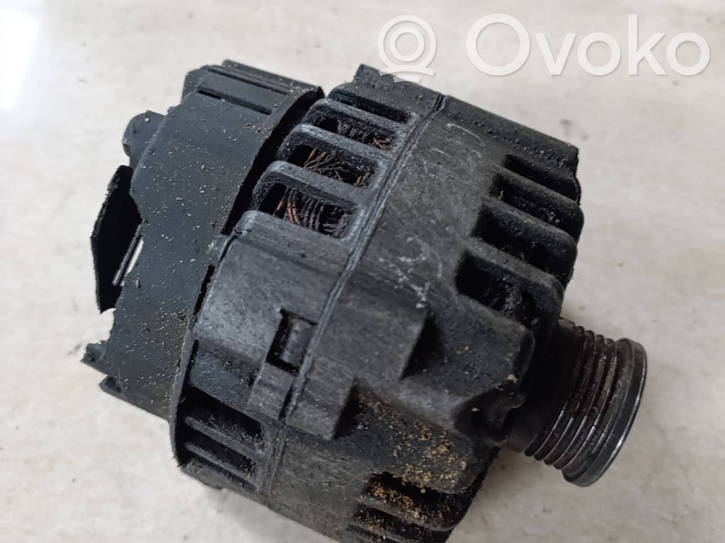 Renault Clio II Ģenerators 