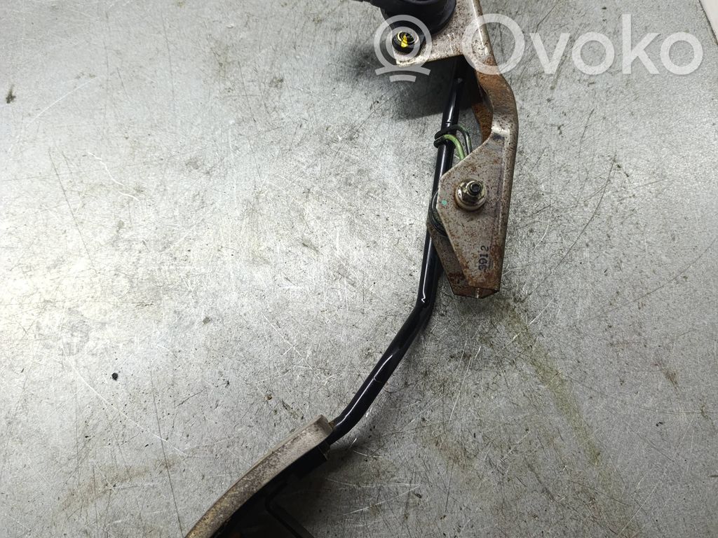 Nissan X-Trail T30 Accelerator throttle pedal 