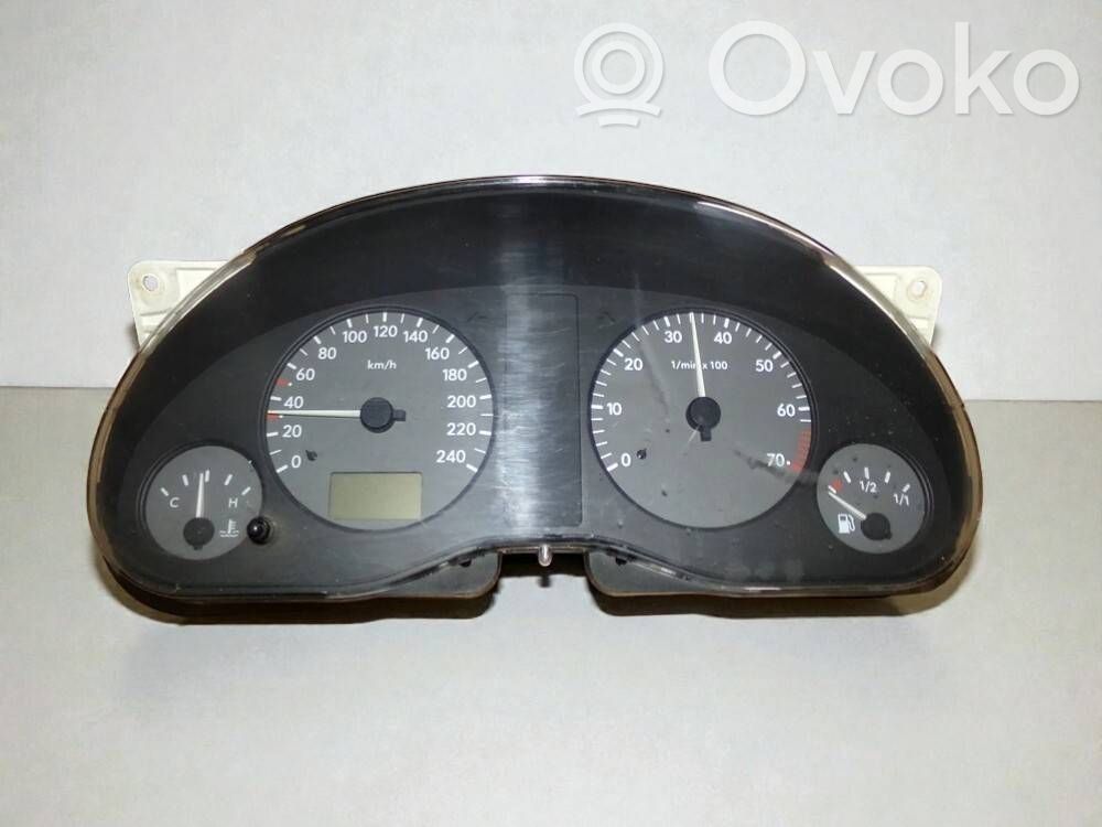 Volkswagen Sharan Speedometer (instrument cluster) 