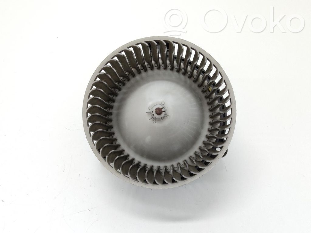 Mazda 2 Mazā radiatora ventilators 