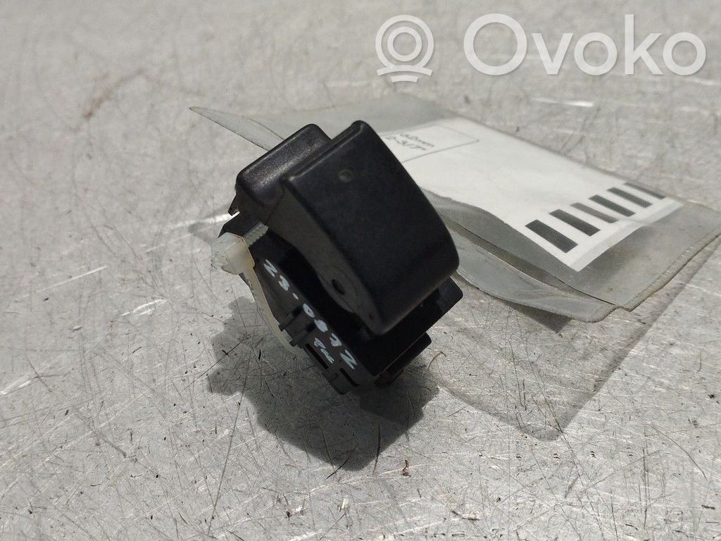 Interruptor del elevalunas eléctrico   8481002040