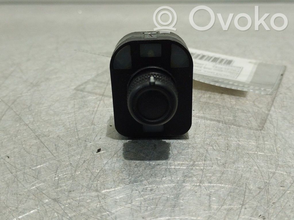 Wing mirror switch   8K0959565A