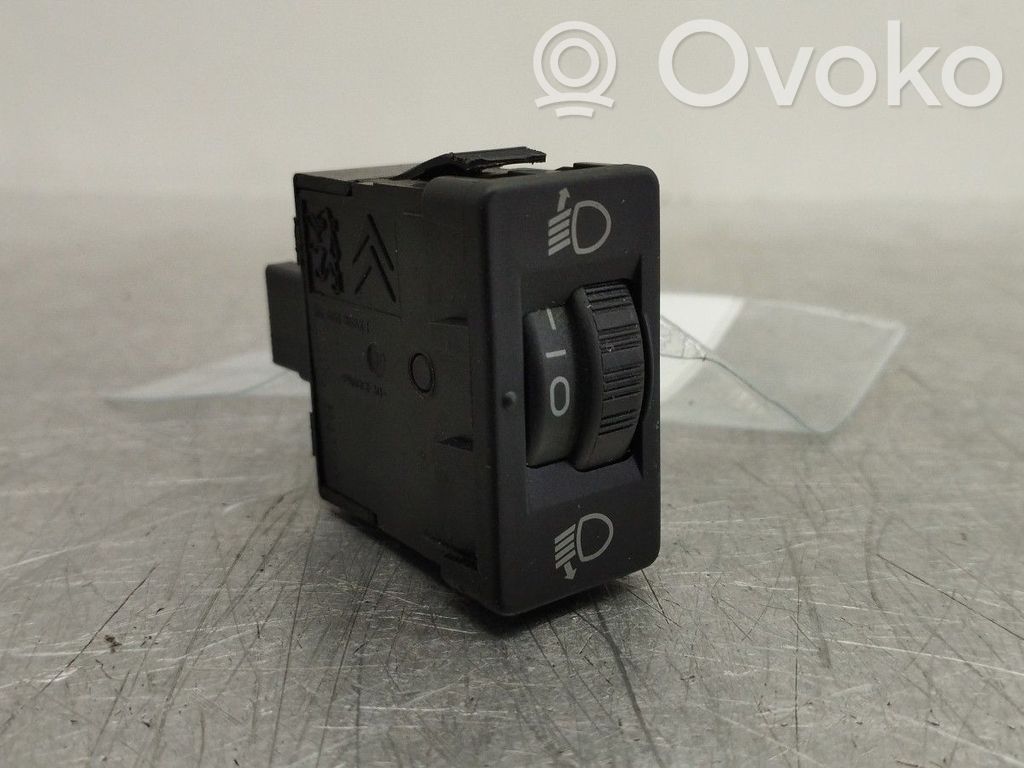 Lichtschalter   96661868XT