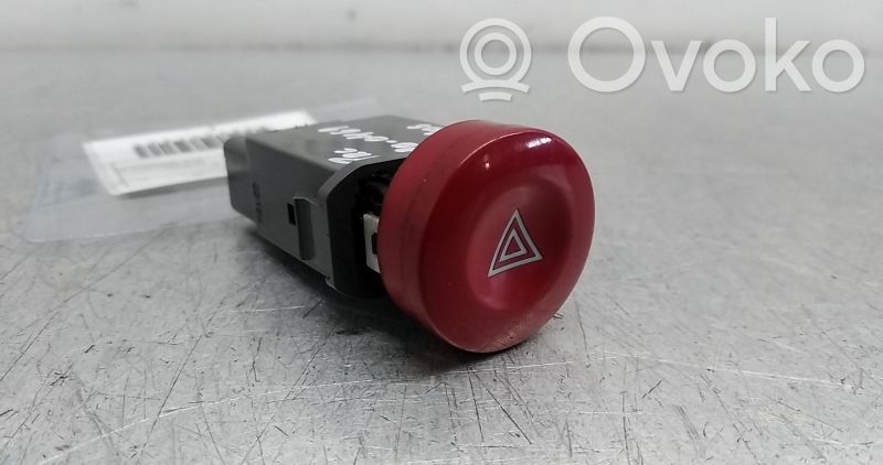 Hätävilkkujen kytkin   864W0140
