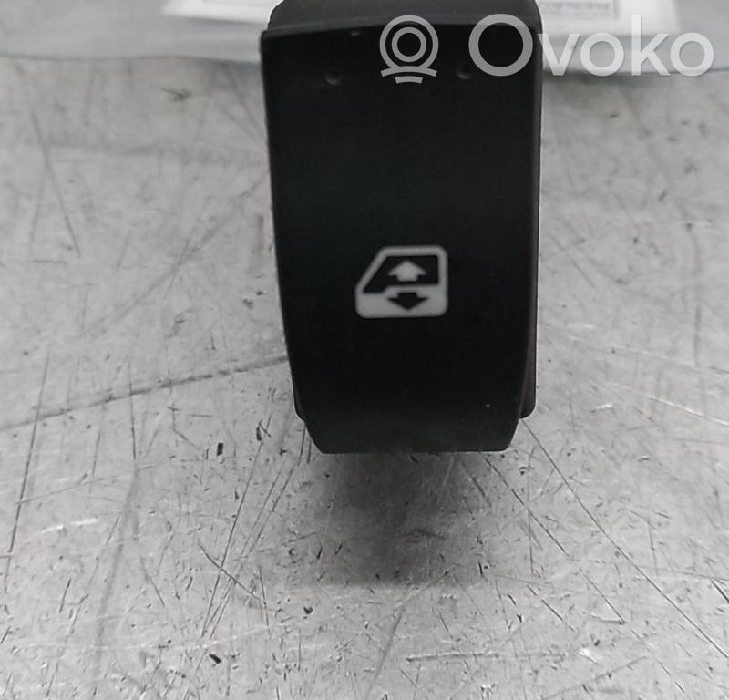 Electric window control switch   2808202