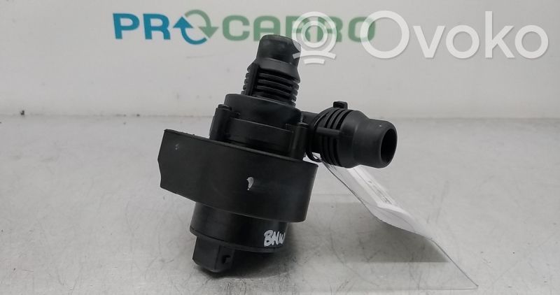Pompe de circulation d'eau   64216917700