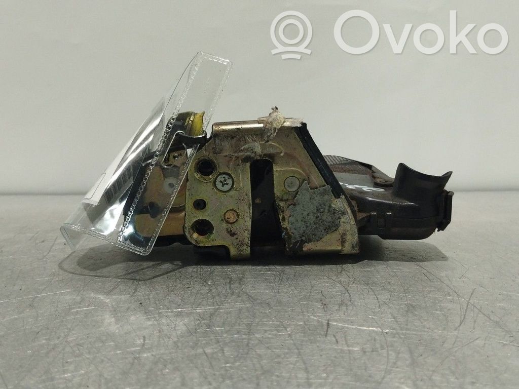 Etuoven lukko
