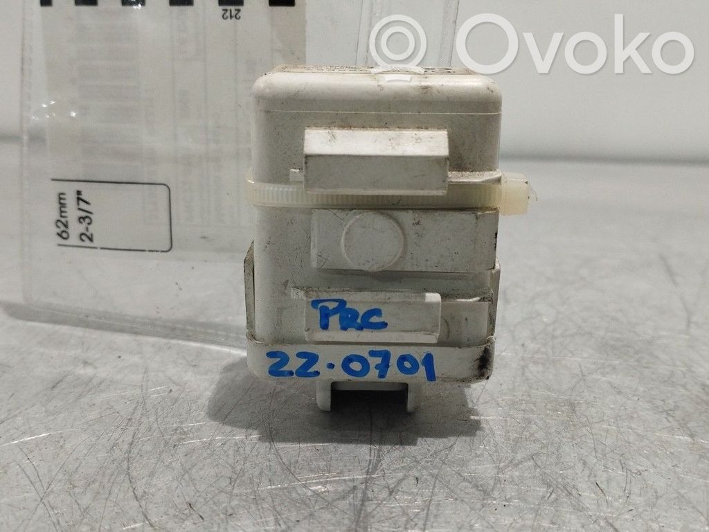 Door central lock control unit/module   3719062J10,R62J1