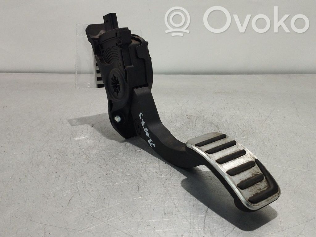 Accelerator throttle pedal   31341776,6PV01036852