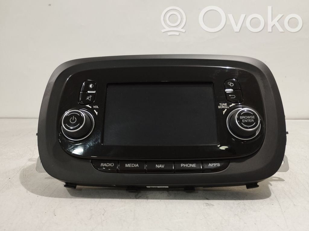Fiat 500X Panel / Radioodtwarzacz CD/DVD/GPS 