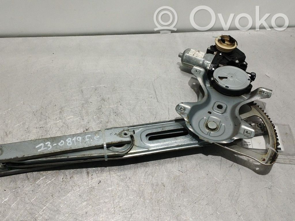 Toyota Yaris Meccanismo di sollevamento del finestrino anteriore senza motorino 