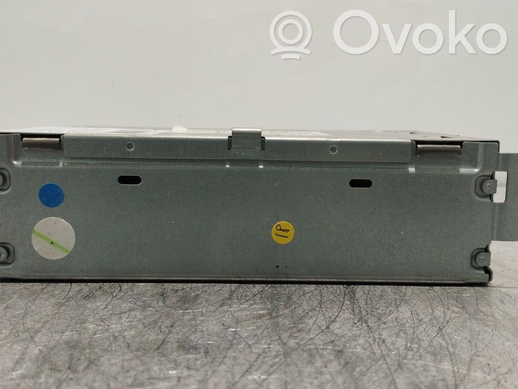 Panel / Radioodtwarzacz CD/DVD/GPS   9801843180