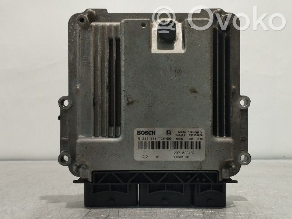 Moottorin ohjainlaite/moduuli   237102213R,0281030439,237104128R