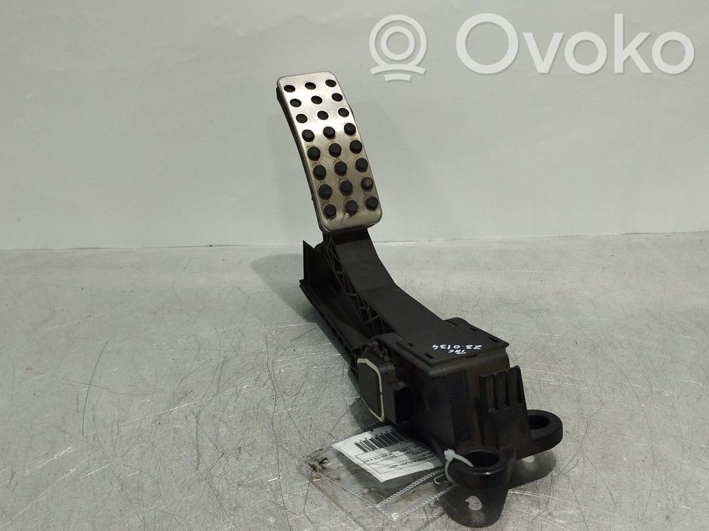 Gaspedal   A1643000004