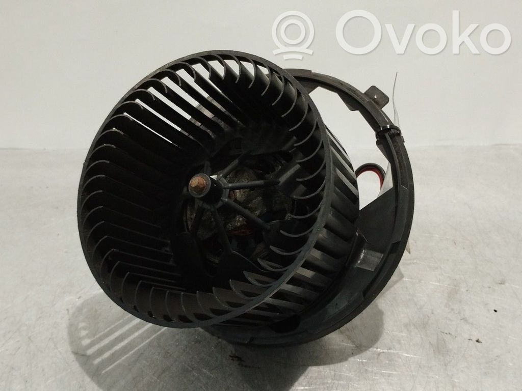 Heizungslüfter   1K2820015F,F995428E