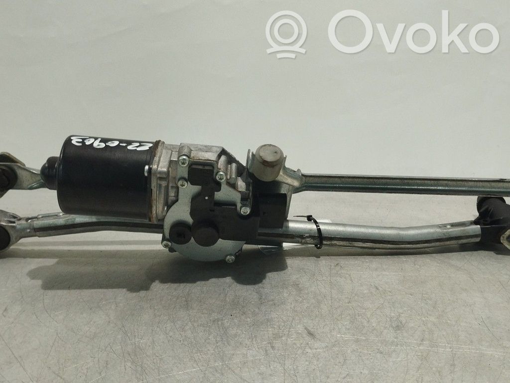 Pyyhkimen moottori   7193036
