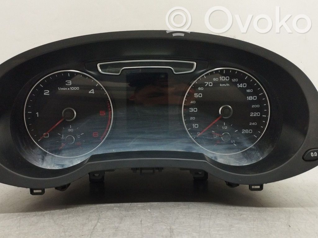 Audi Q3 8U Tachimetro (quadro strumenti) 