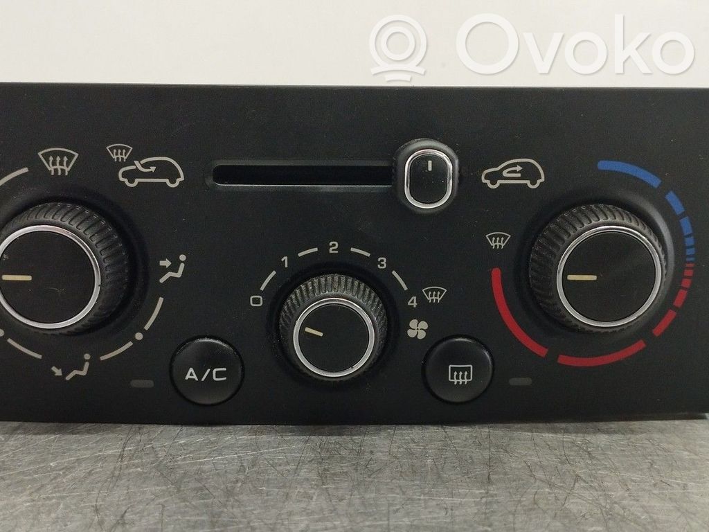 Unidad de control climatización   N108224Q
