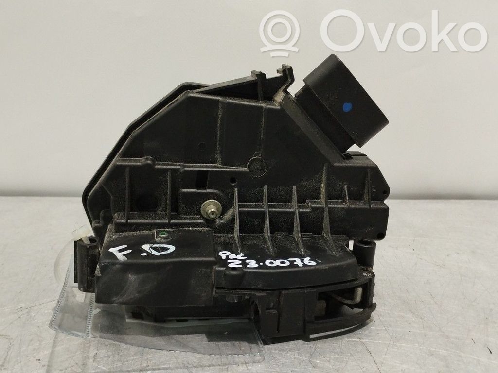 Ford Focus Front door lock 