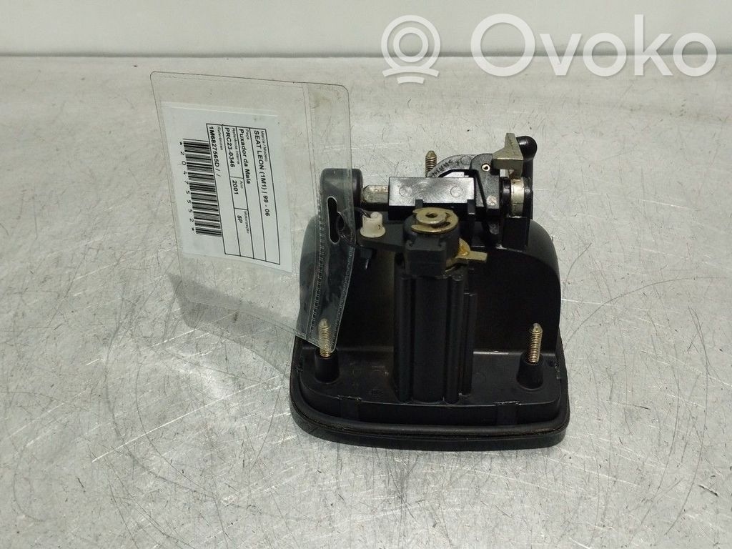 Griff Taster Öffner Heckklappe Kofferraumdeckel   1M6827565D