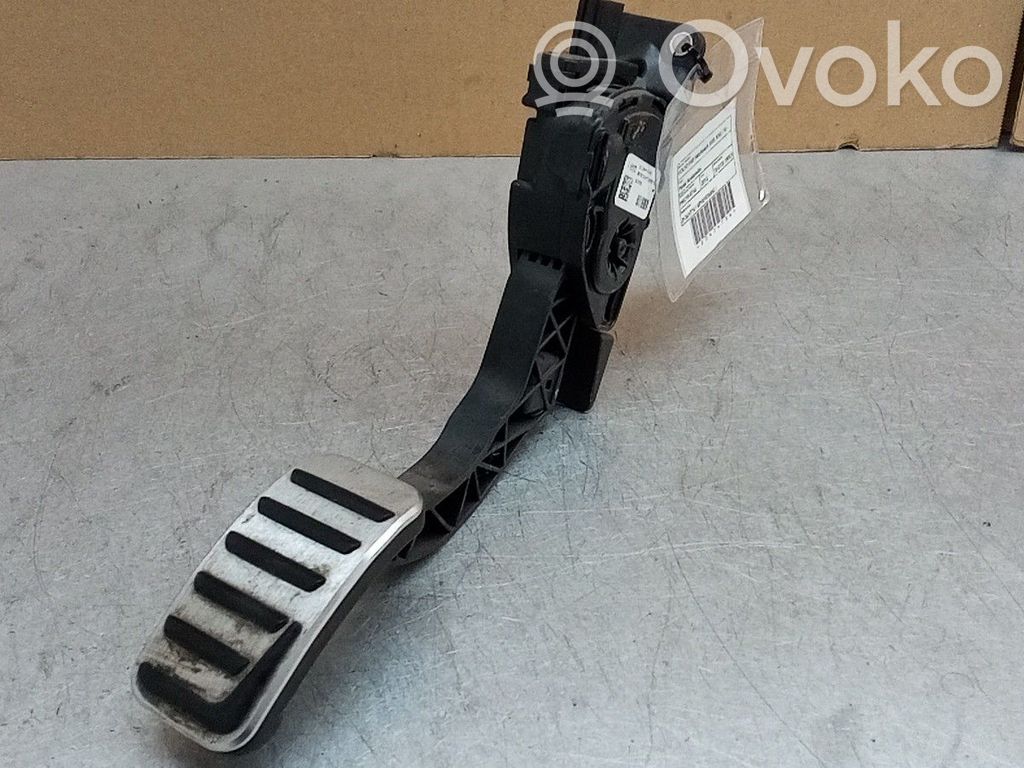 Accelerator throttle pedal   31341776,6PV01036852