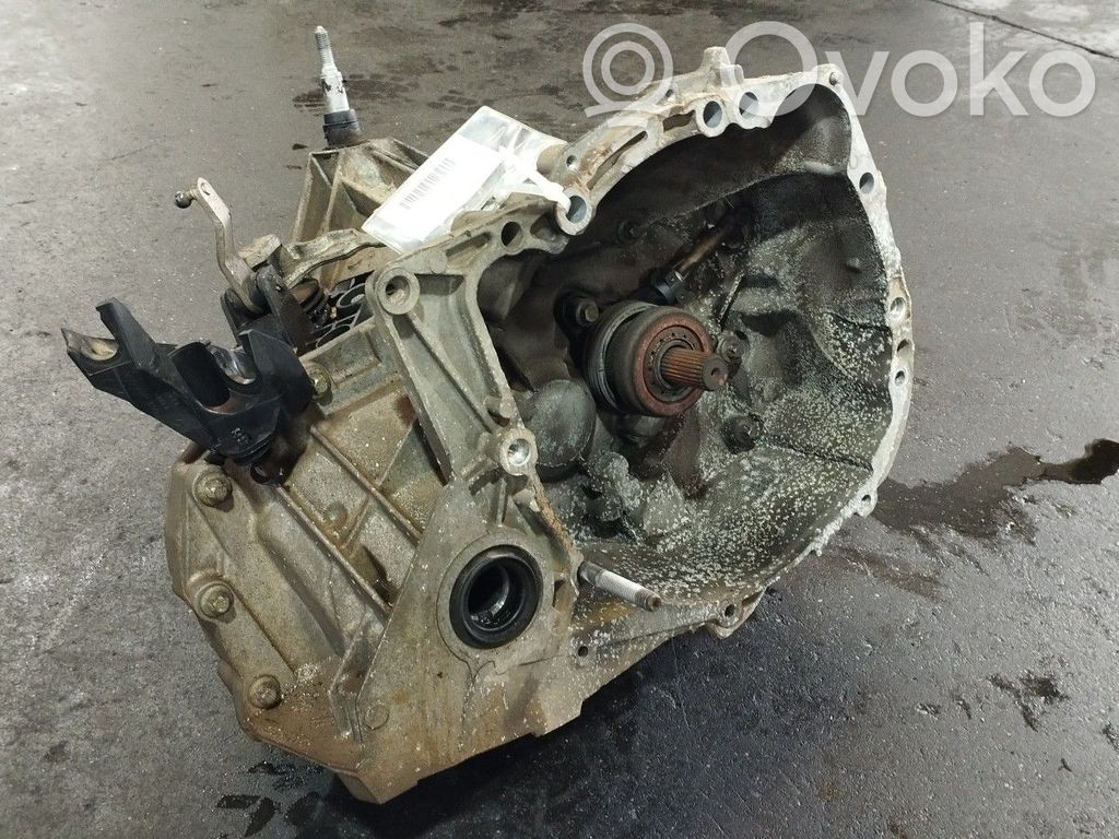 Renault Clio III Scatola del cambio manuale a 5 velocità 