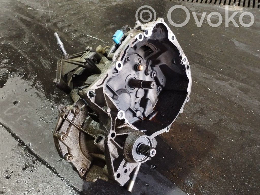 Renault Clio II Scatola del cambio manuale a 5 velocità 