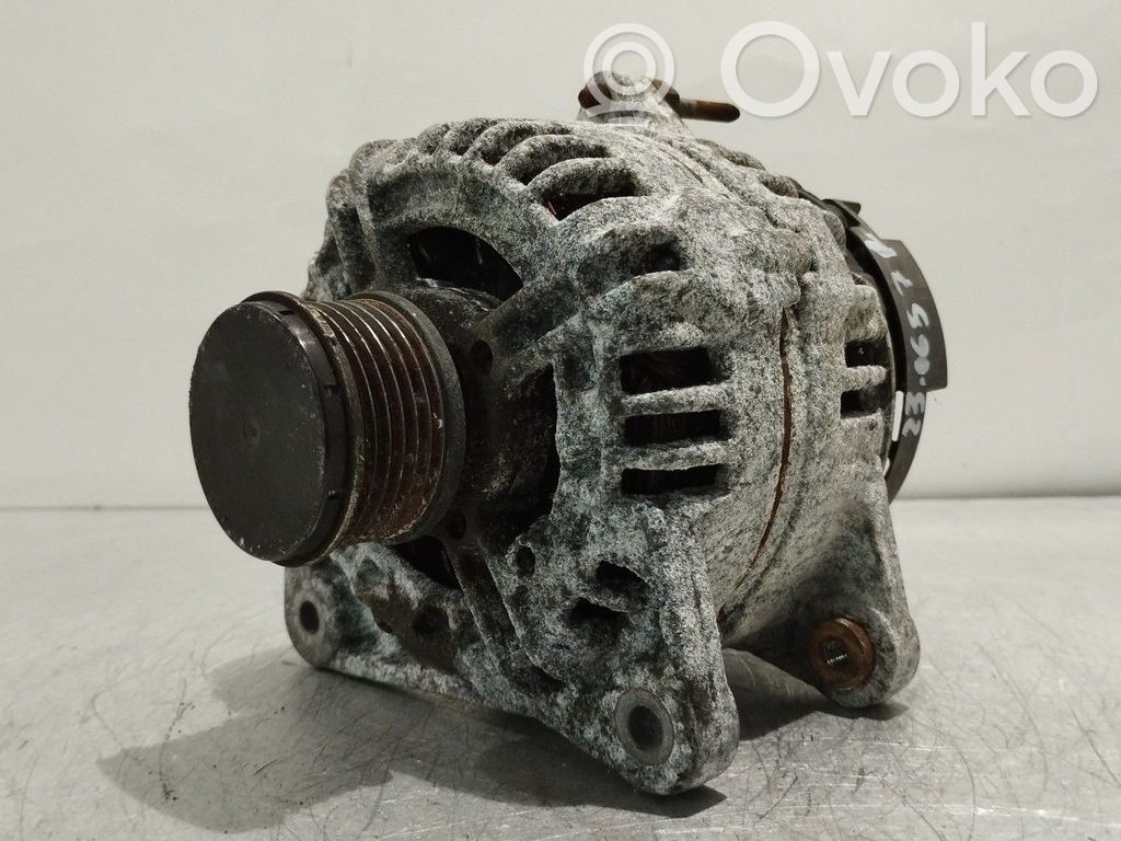 Generator/alternator   8200660033A,0124425071,120A,2PINOS