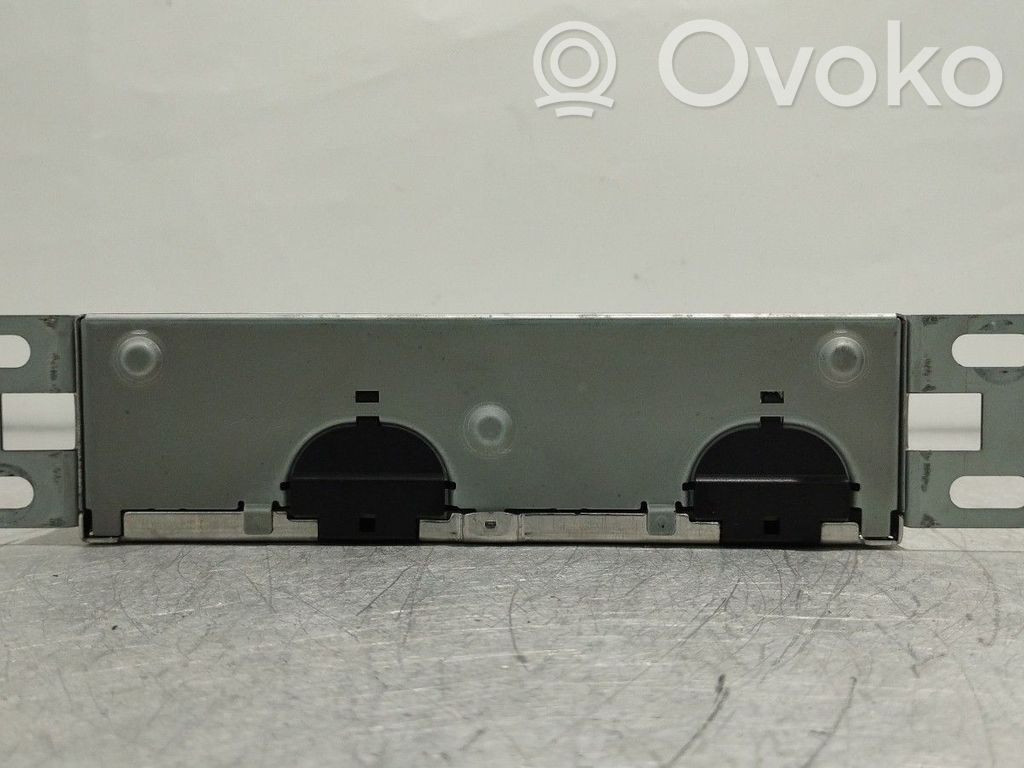 Renault Clio V Panel / Radioodtwarzacz CD/DVD/GPS 