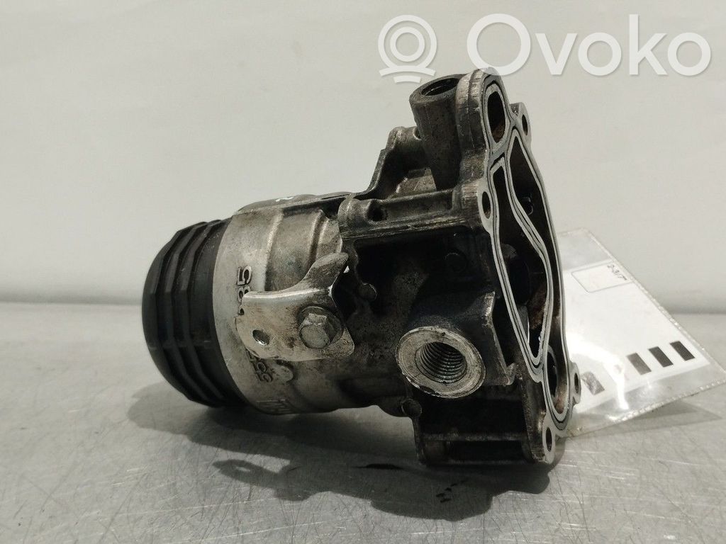 Opel Insignia A Supporto di montaggio del filtro dell’olio