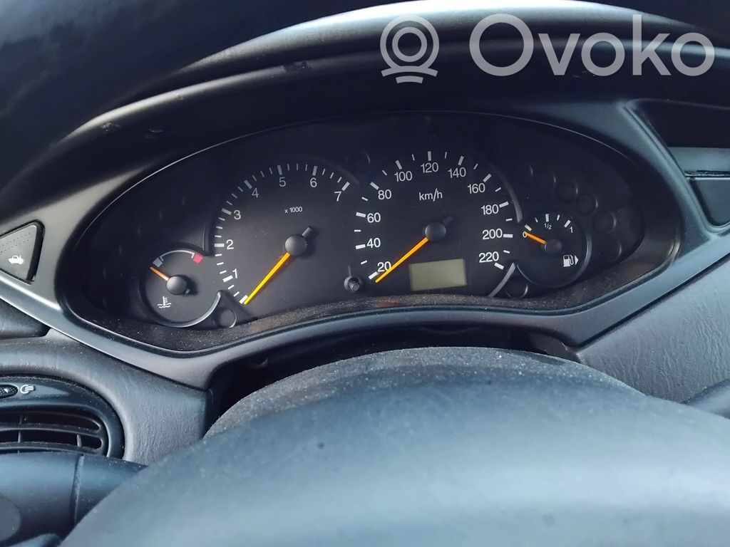 Speedometer (instrument cluster)