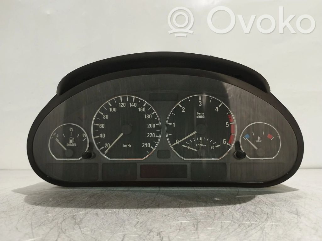 Geschwindigkeitsmesser Cockpit   6906884,0263606265