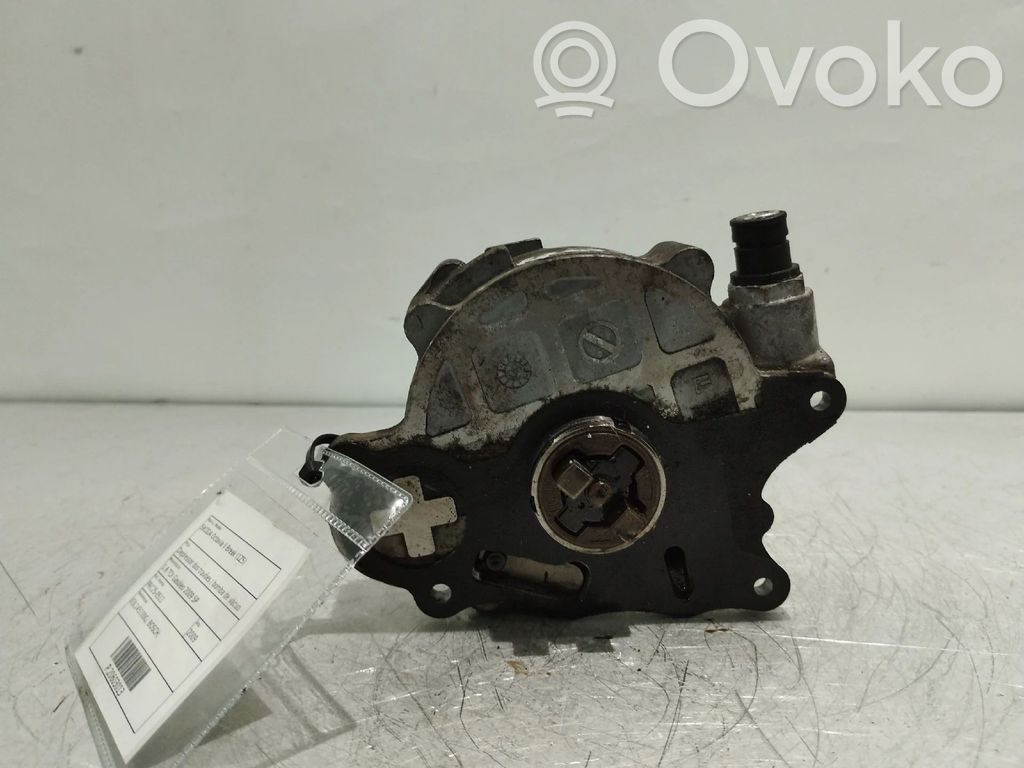 Skoda Octavia Mk2 (1Z) Pompa a vuoto