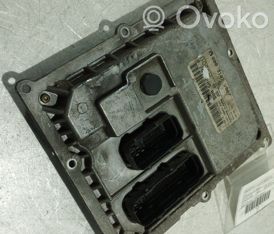 Unidad de control/módulo del motor   0003107V007,0261205005