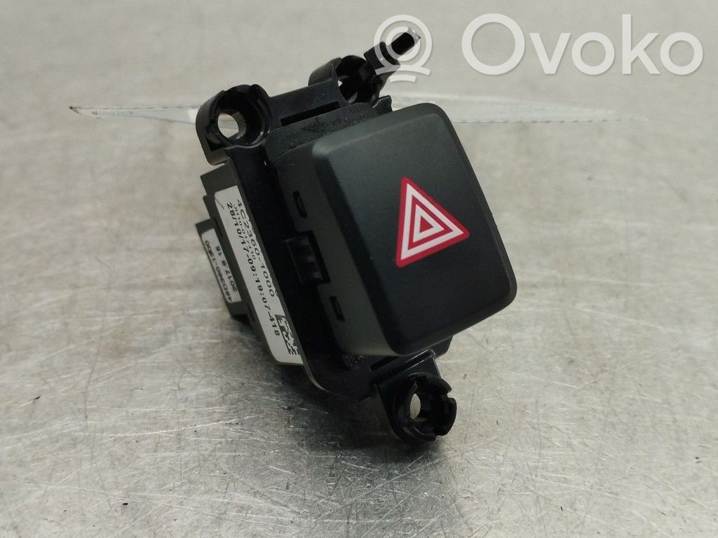 Hazard light switch   93790A2100,4C23601000
