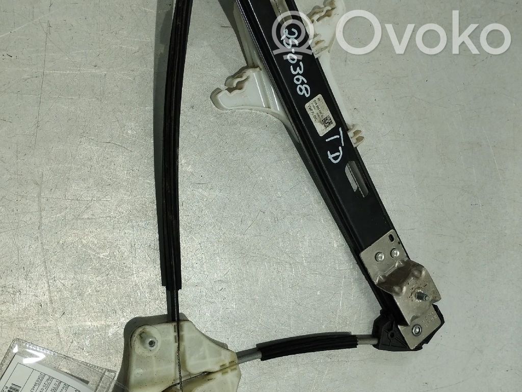 Volkswagen Polo VI Meccanismo di sollevamento del finestrino posteriore senza motorino
