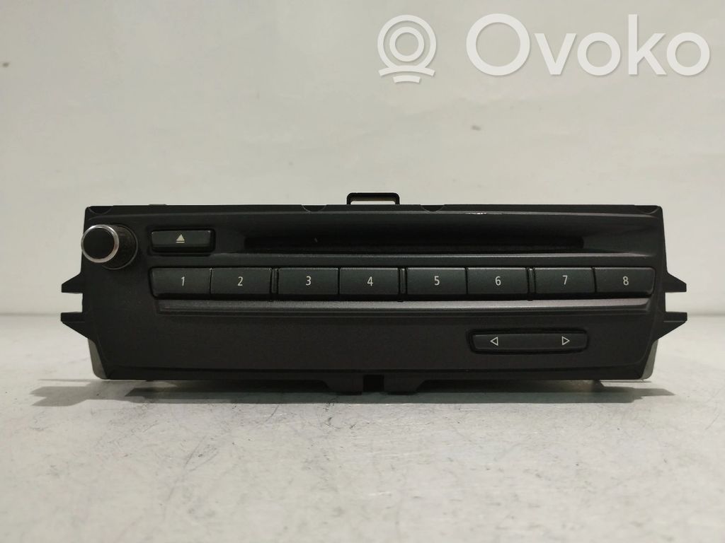 Radio/CD/DVD/GPS-pääyksikkö   65129170981