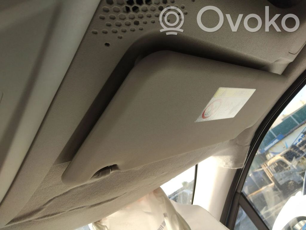 Sun visor