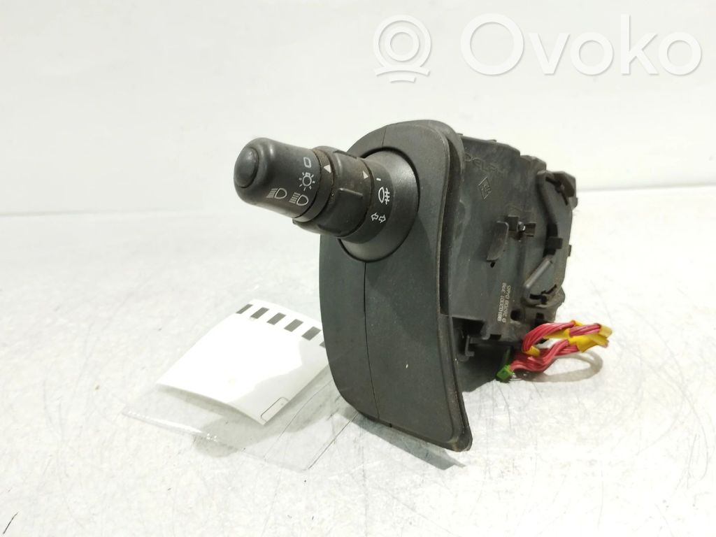 Renault Kangoo II Leva/interruttore dell’indicatore di direzione e tergicristallo