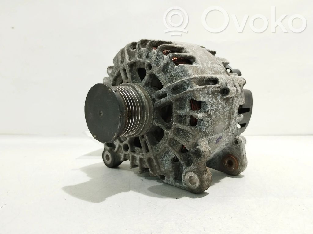 Audi A4 S4 B8 8K Generator/alternator 