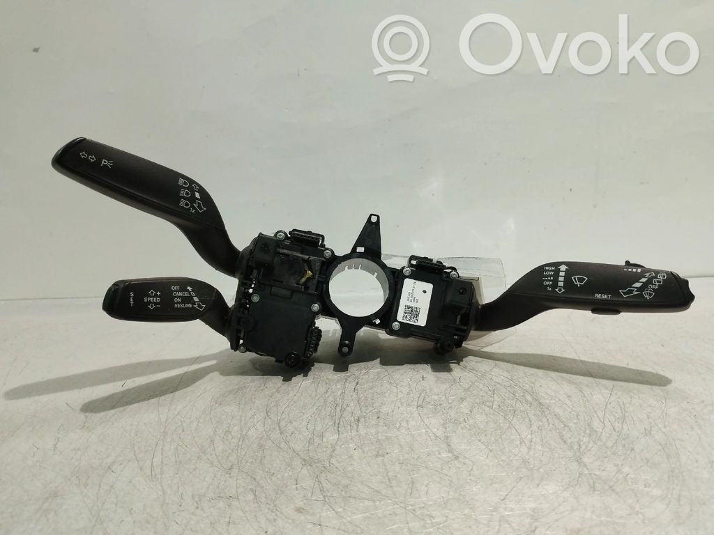 Audi RS4 B8 Autres commutateurs / boutons / leviers 