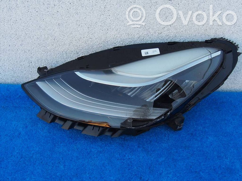 Tesla Model 3 Headlight/headlamp 