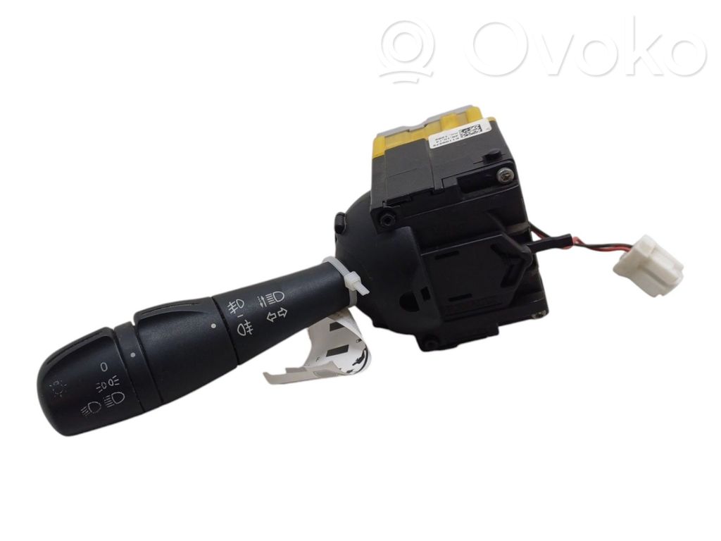 Renault Twingo III Commodo, commande essuie-glace/phare 
